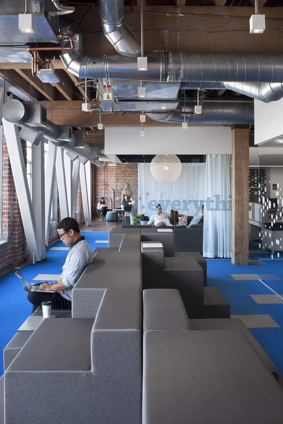 Новый офис Adobe в San Francisco